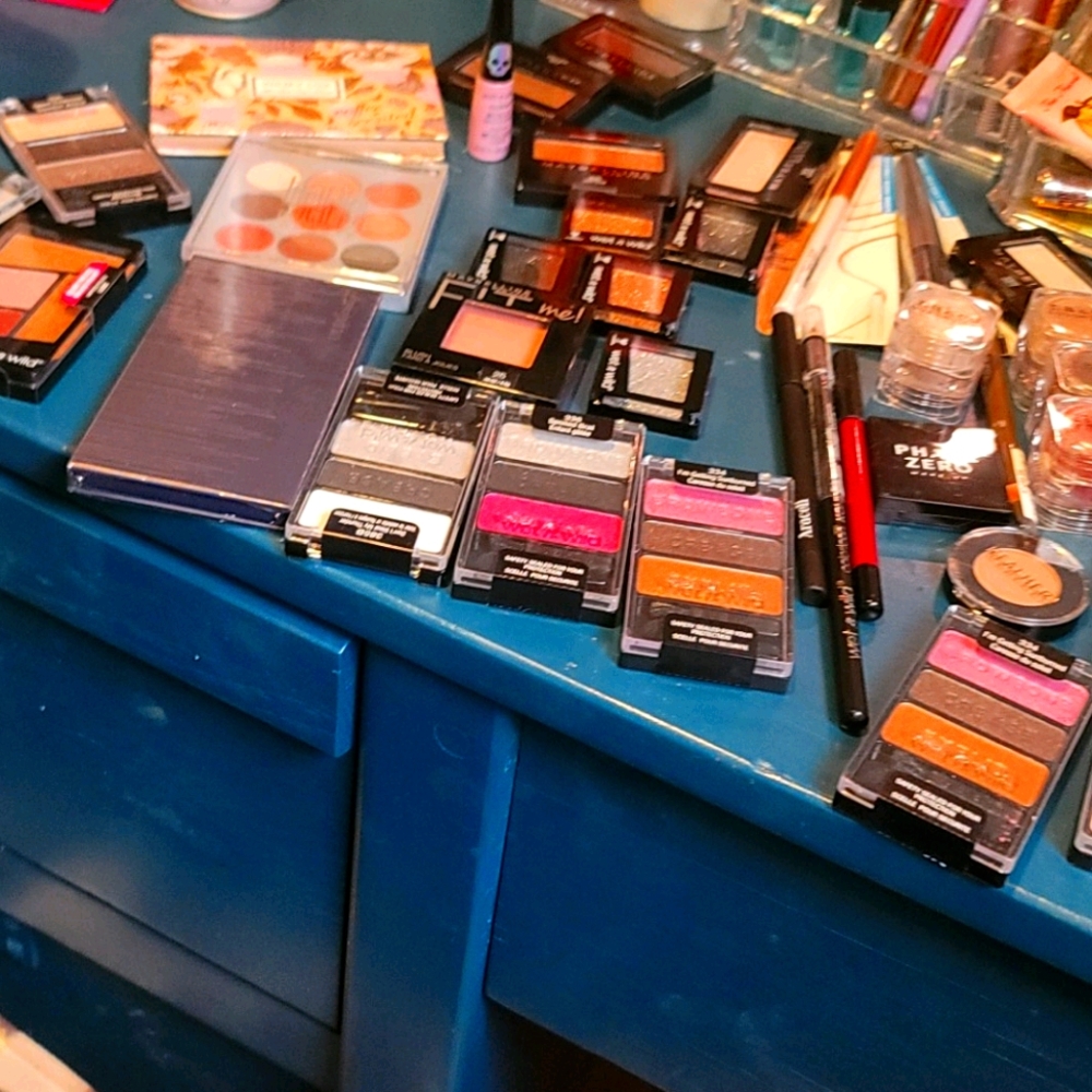 Makeup Resell Lot